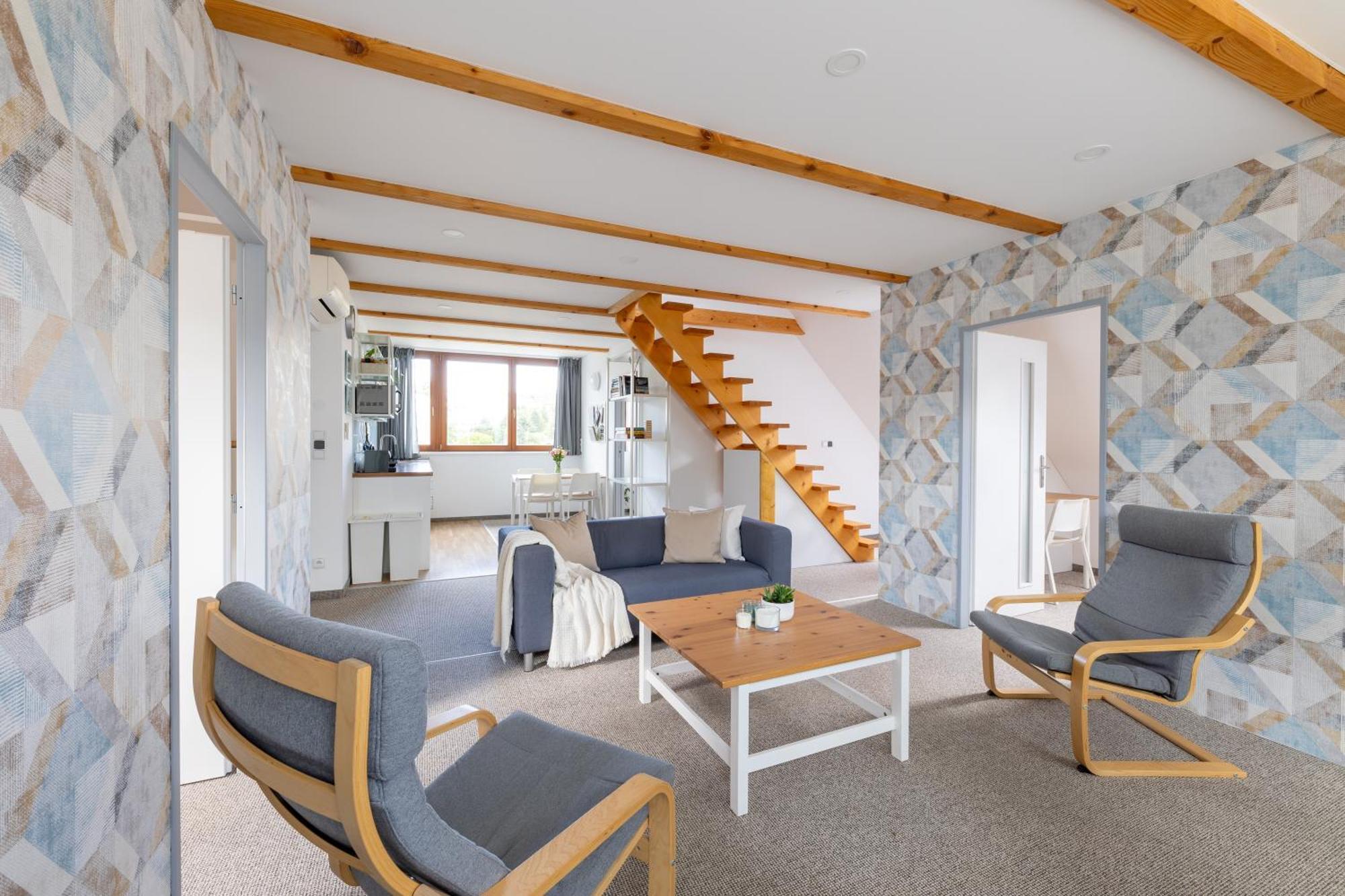 Apartment Plzenska 465 Free Parking & Ps3