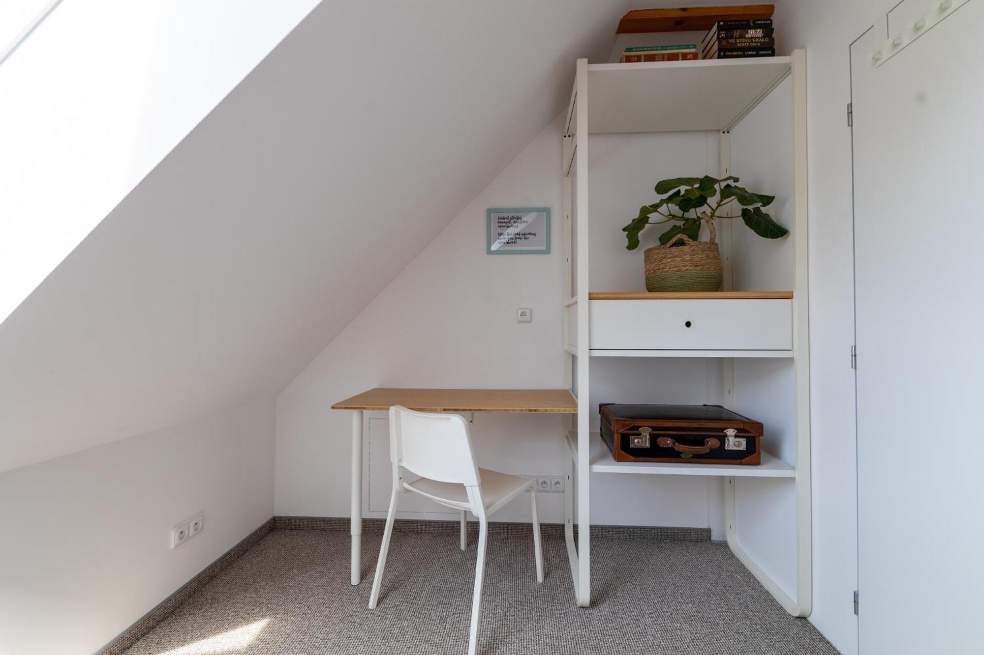 Plzenska 465 Free Parking & Ps3 Apartment *