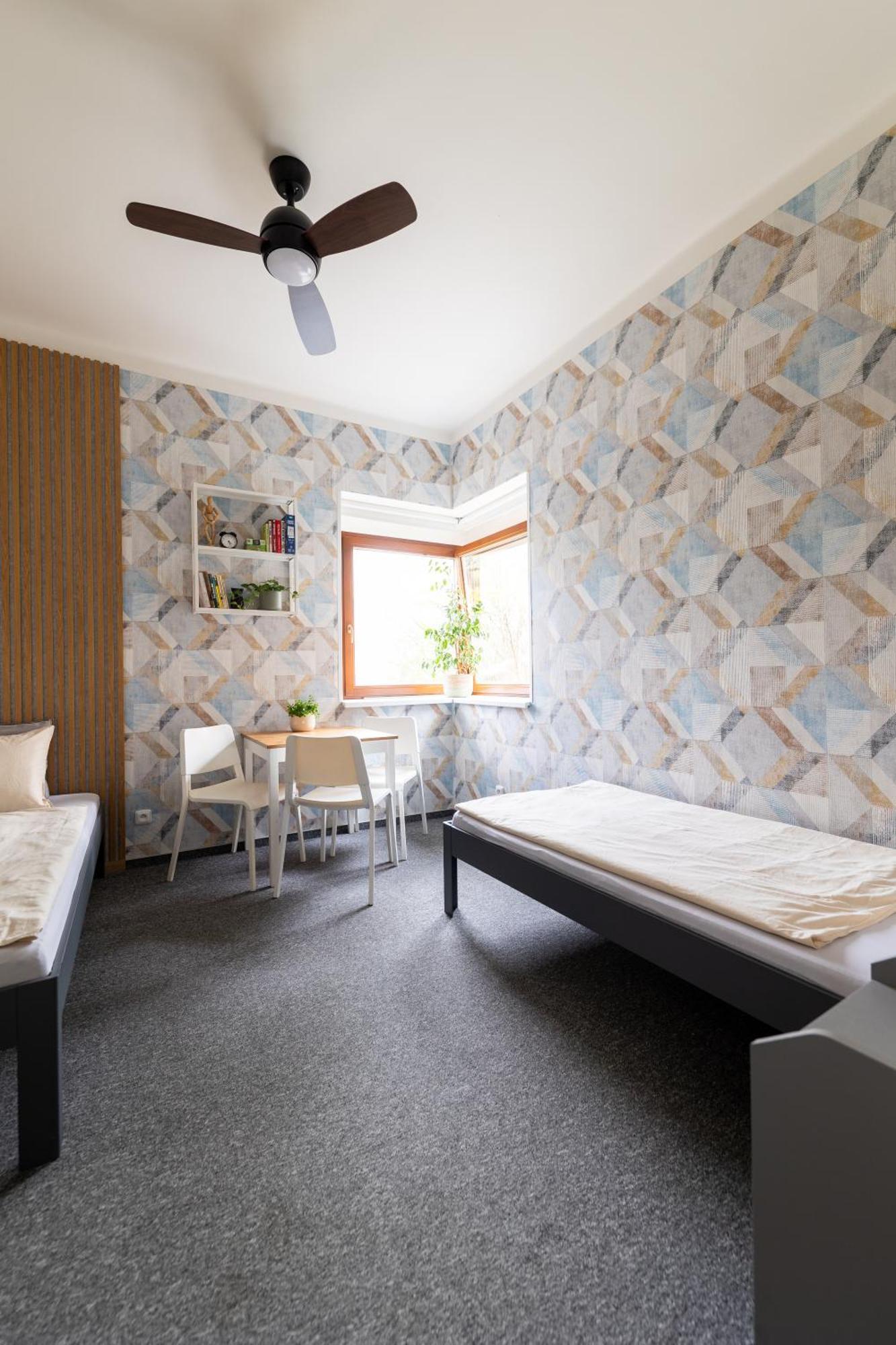 Plzenska 465 Free Parking & Ps3 Apartment *