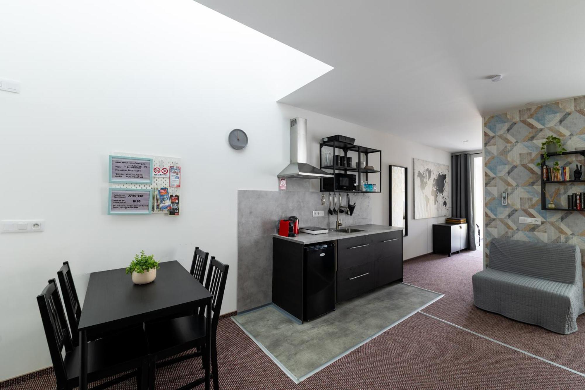 Apartment Plzenska 465 Free Parking & Ps3