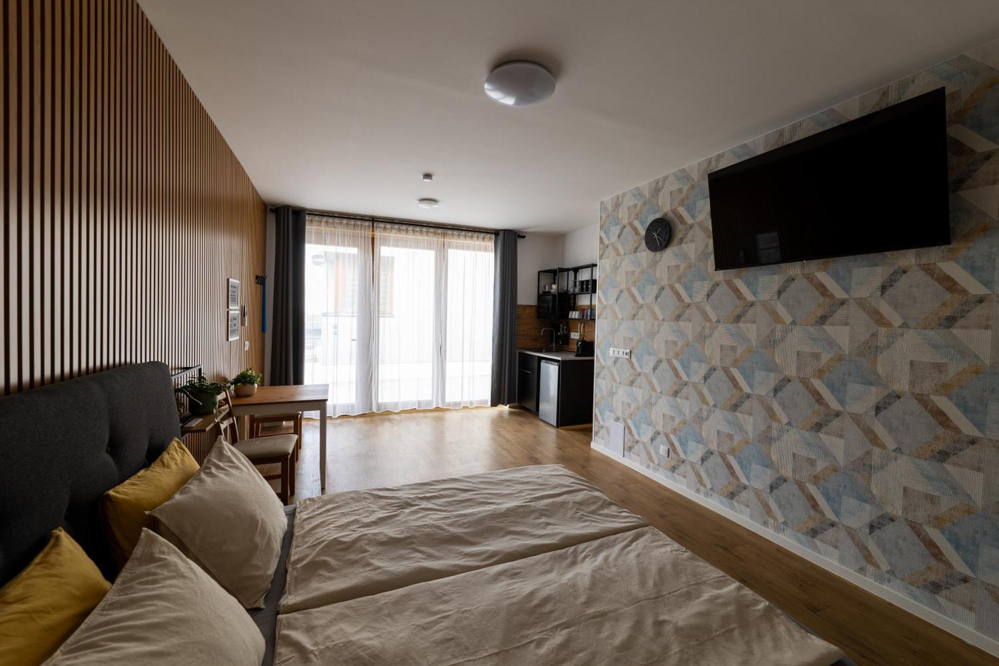 Plzenska 465 Free Parking & Ps3 *