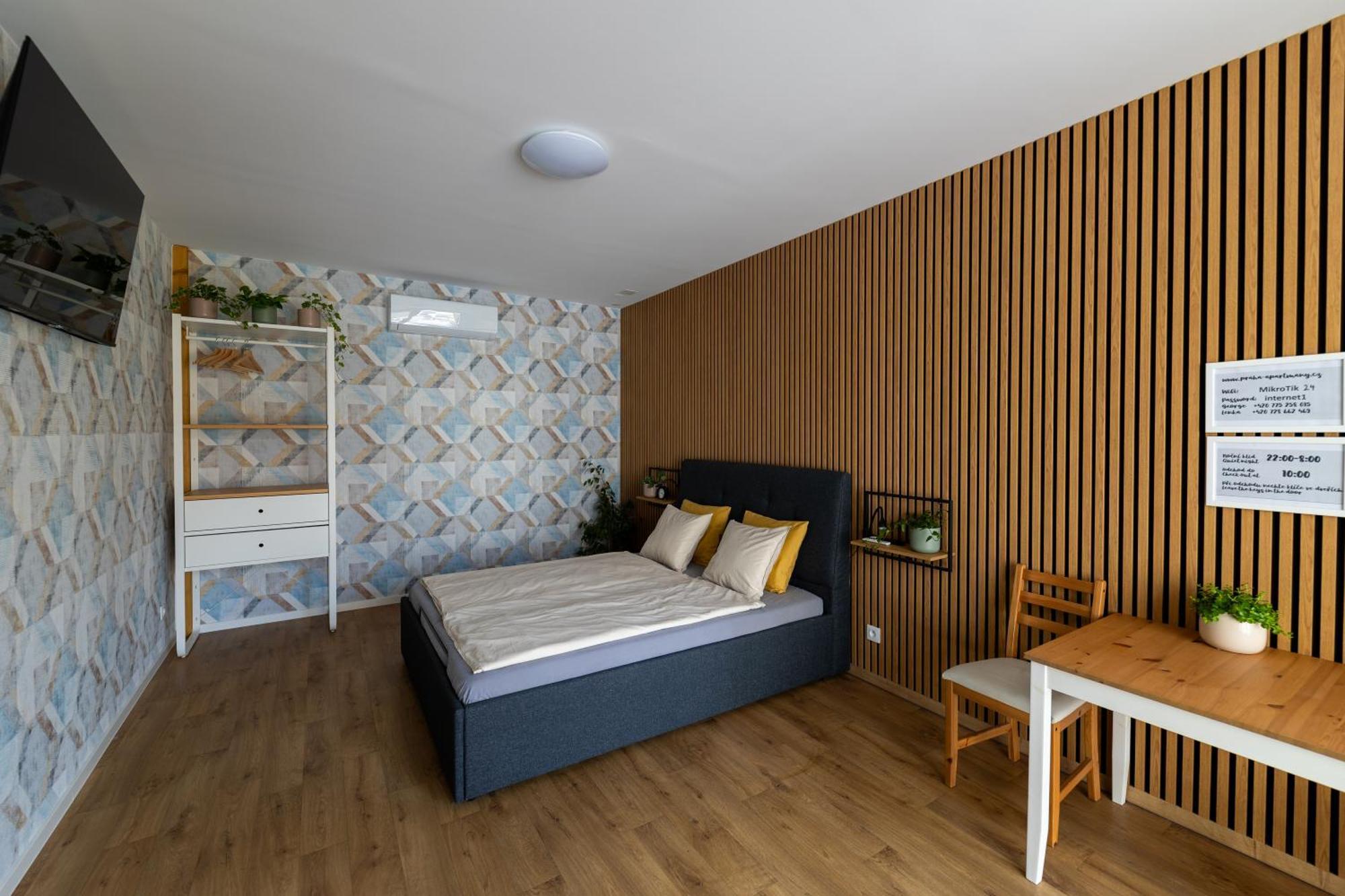Plzenska 465 Free Parking & Ps3 Apartment