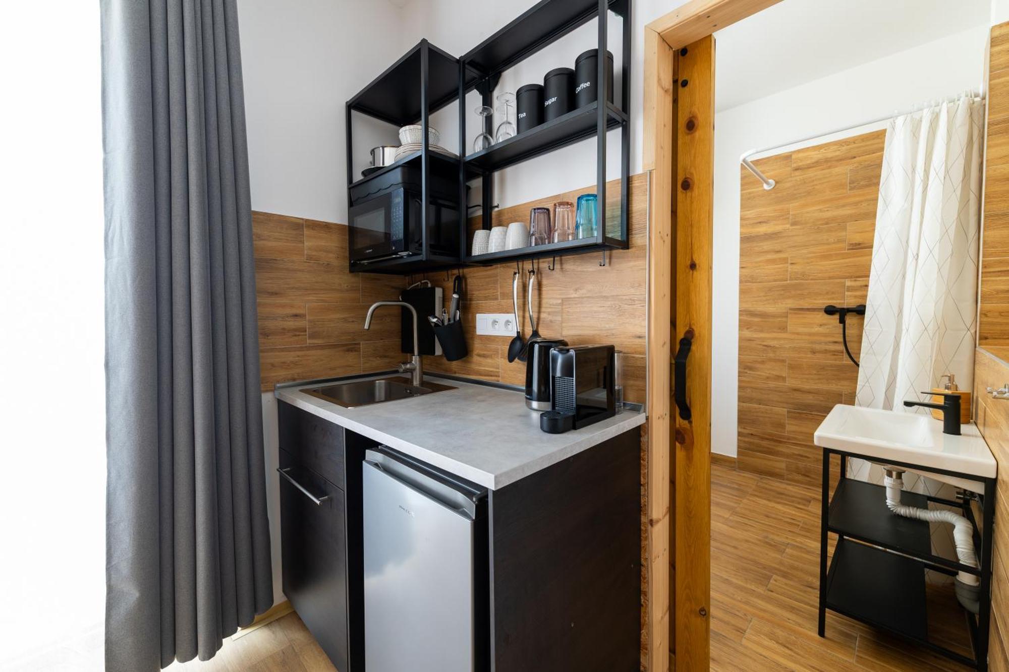 Plzenska 465 Free Parking & Ps3 Apartment *